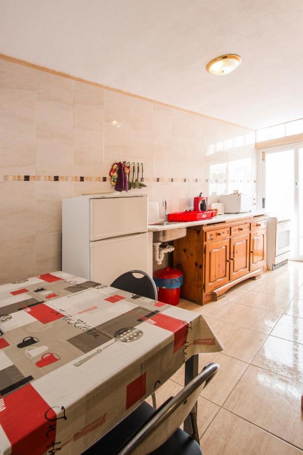 A Ensuite Apartment Con Zona De Patio 阿雷西费 外观 照片